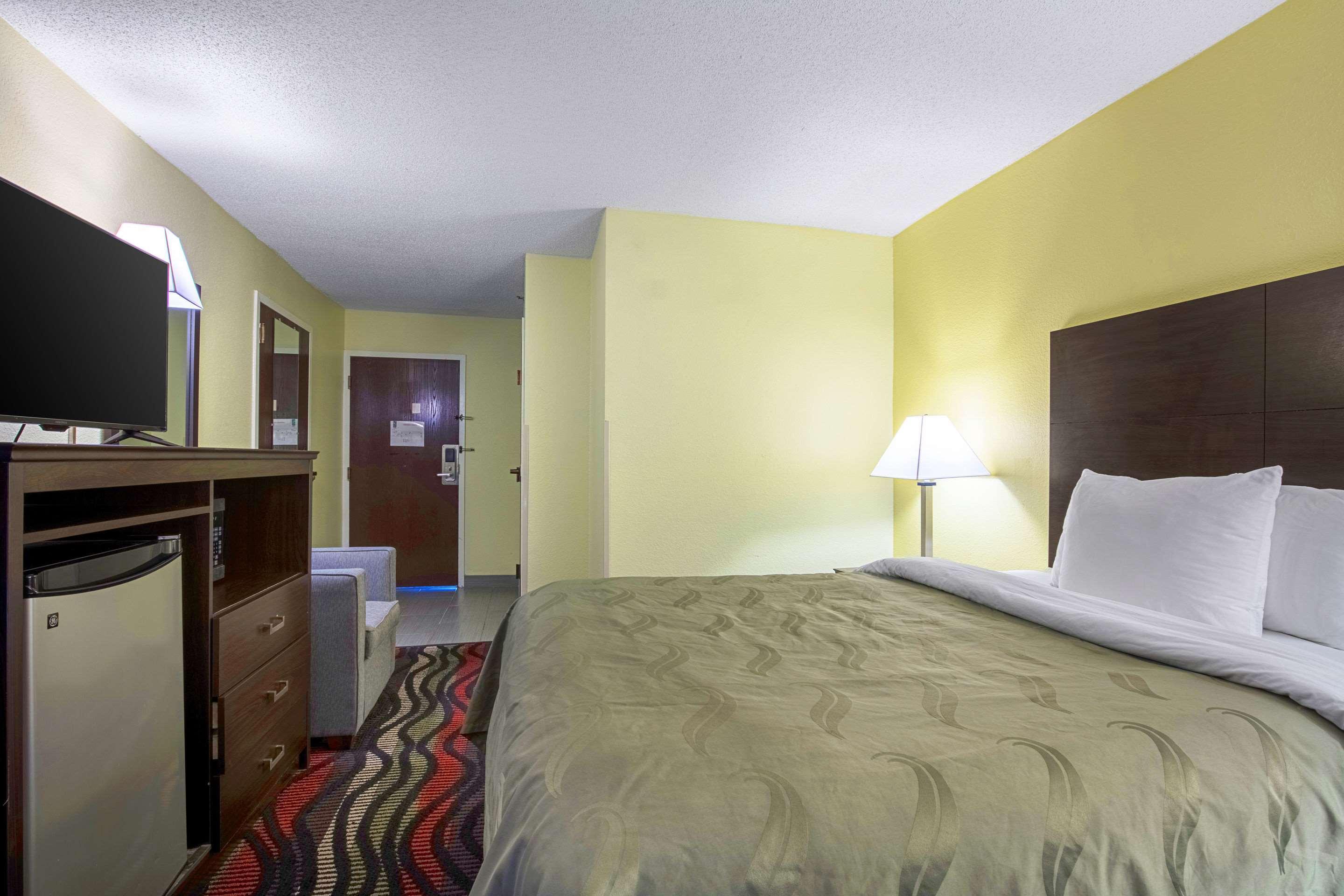 Quality Inn Holly Springs South Eksteriør bilde